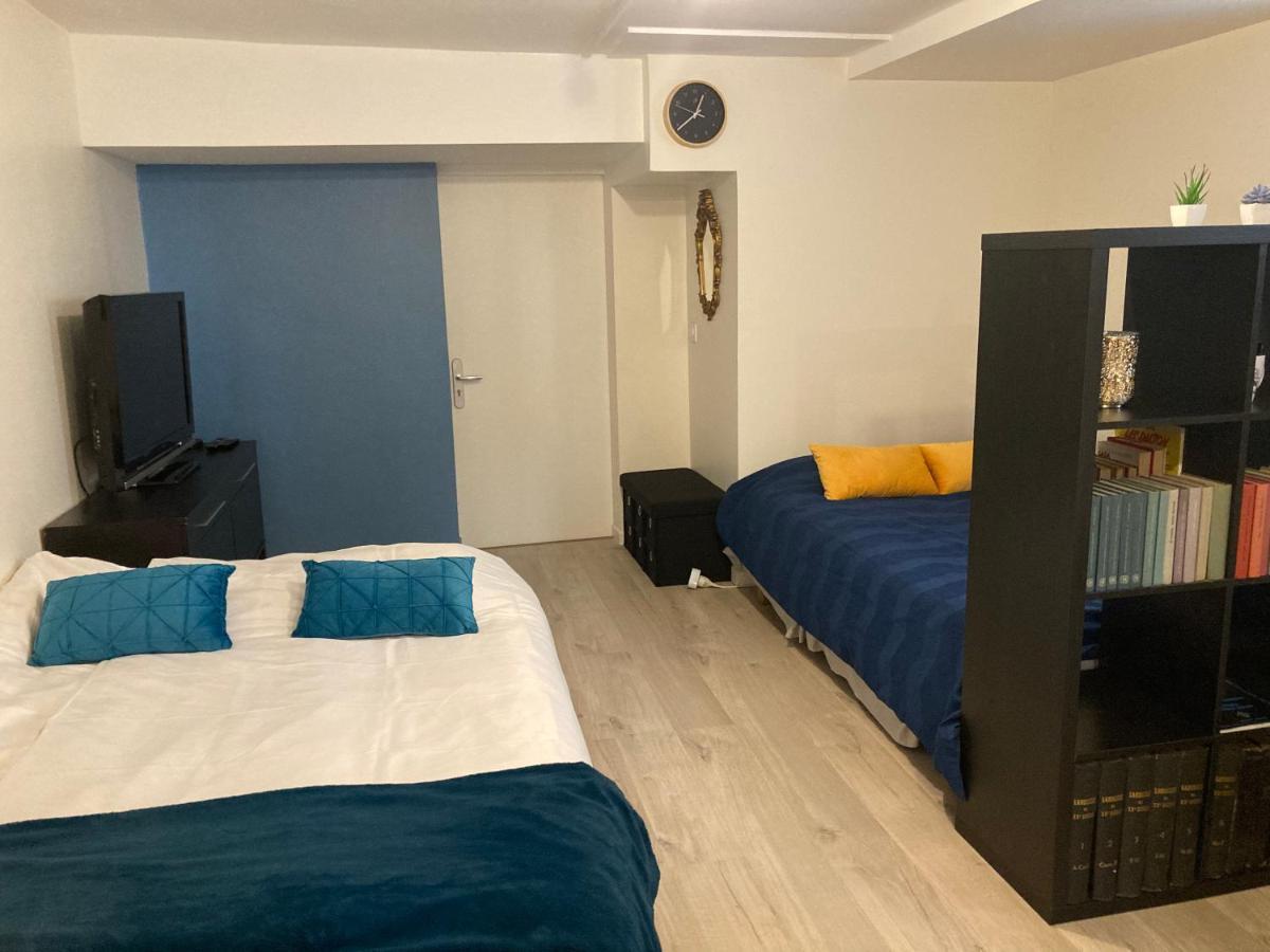 Une Chambre Chez Nous, A 12 Minutes De Paris Malakoff Exterior foto